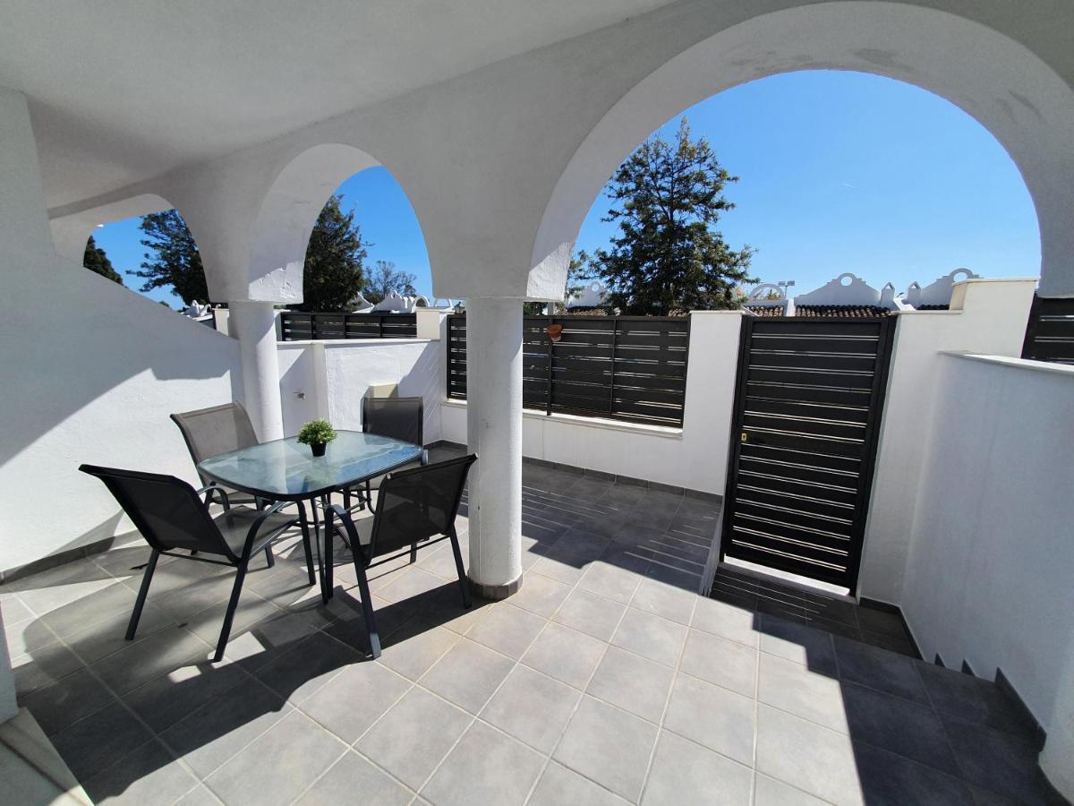 Beautiful House In Elviria, With 2 Bedrooms, 2 Swimming Pools, Sauna, Jacuzzi, Gym, Wifi Ferienhaus Marbella