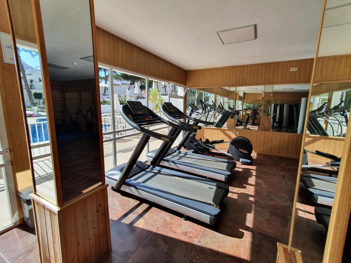 Ferienhaus Beautiful House In Elviria, With 2 Bedrooms, 2 Swimming Pools, Sauna, Jacuzzi, Gym, Wifi *