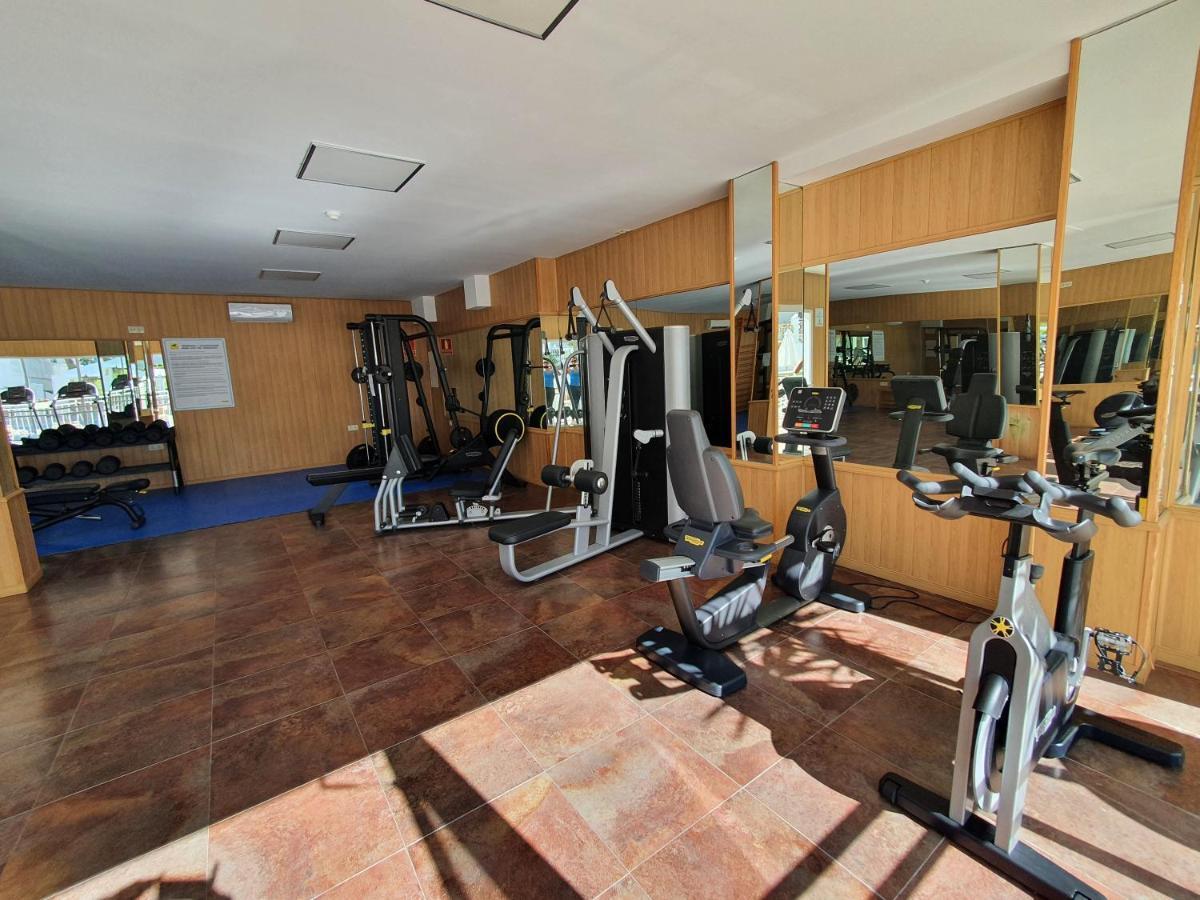 Beautiful House In Elviria, With 2 Bedrooms, 2 Swimming Pools, Sauna, Jacuzzi, Gym, Wifi Ferienhaus